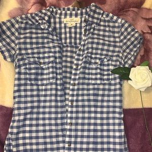 Plaid H&M button down 🌾